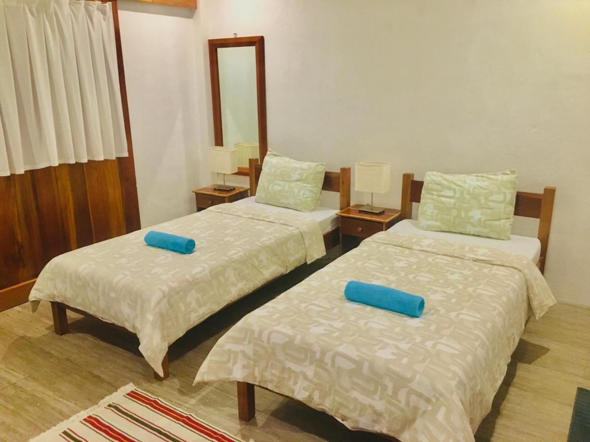 Pahiluna Guesthouse Panglao Exteriör bild