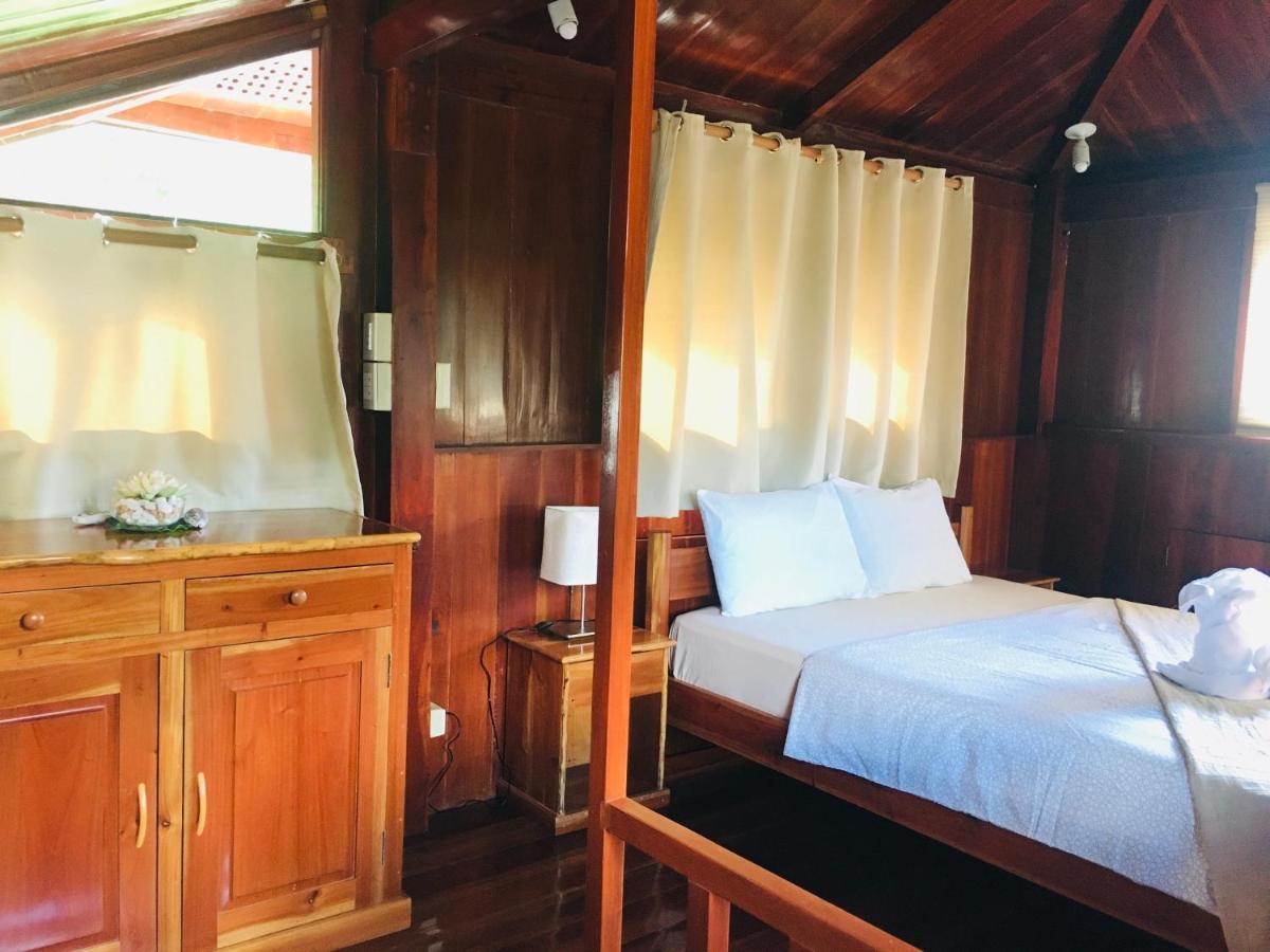 Pahiluna Guesthouse Panglao Exteriör bild