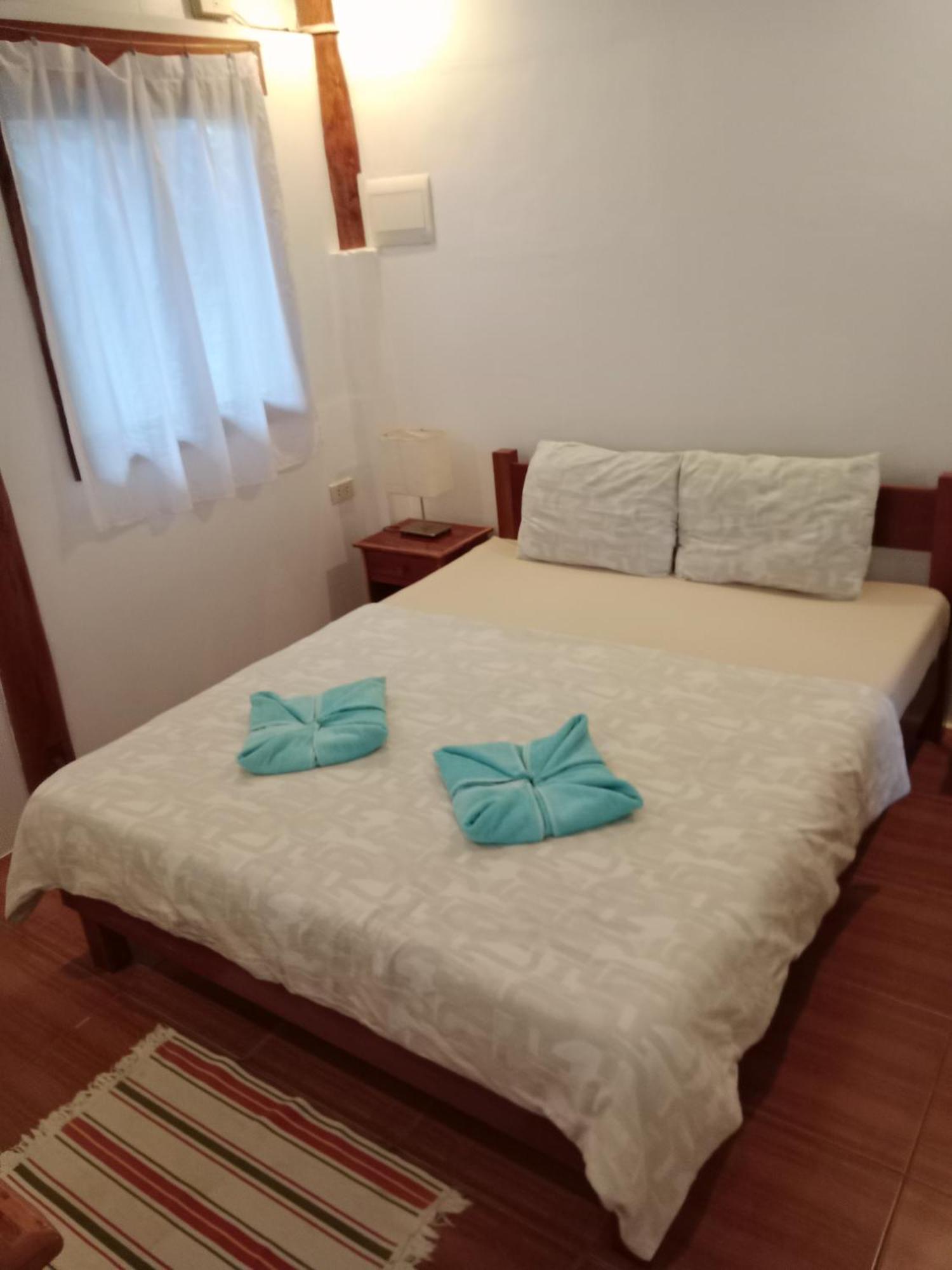 Pahiluna Guesthouse Panglao Exteriör bild
