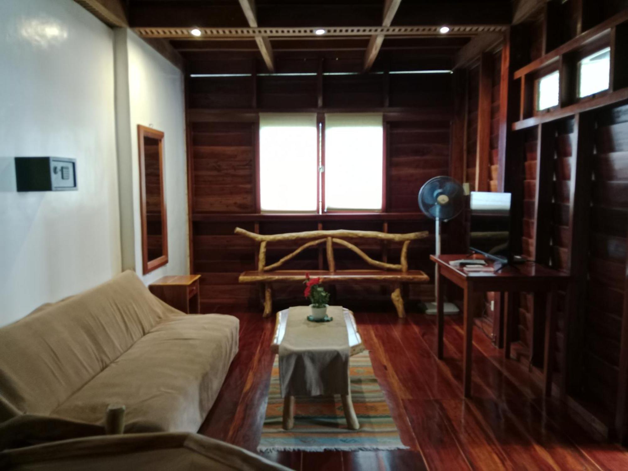 Pahiluna Guesthouse Panglao Exteriör bild